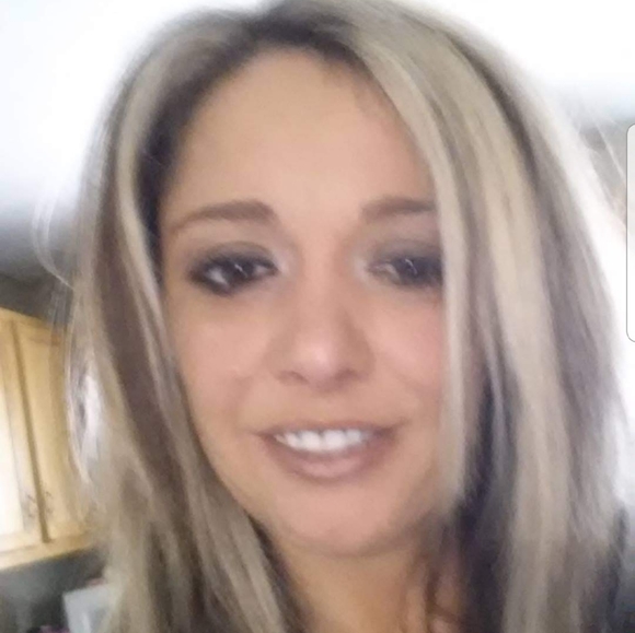 Meet your Posher, Joetta - Picture 2 of 2